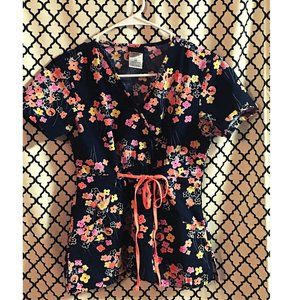 BABY PHAT Floral SCRUB TOP (XS)